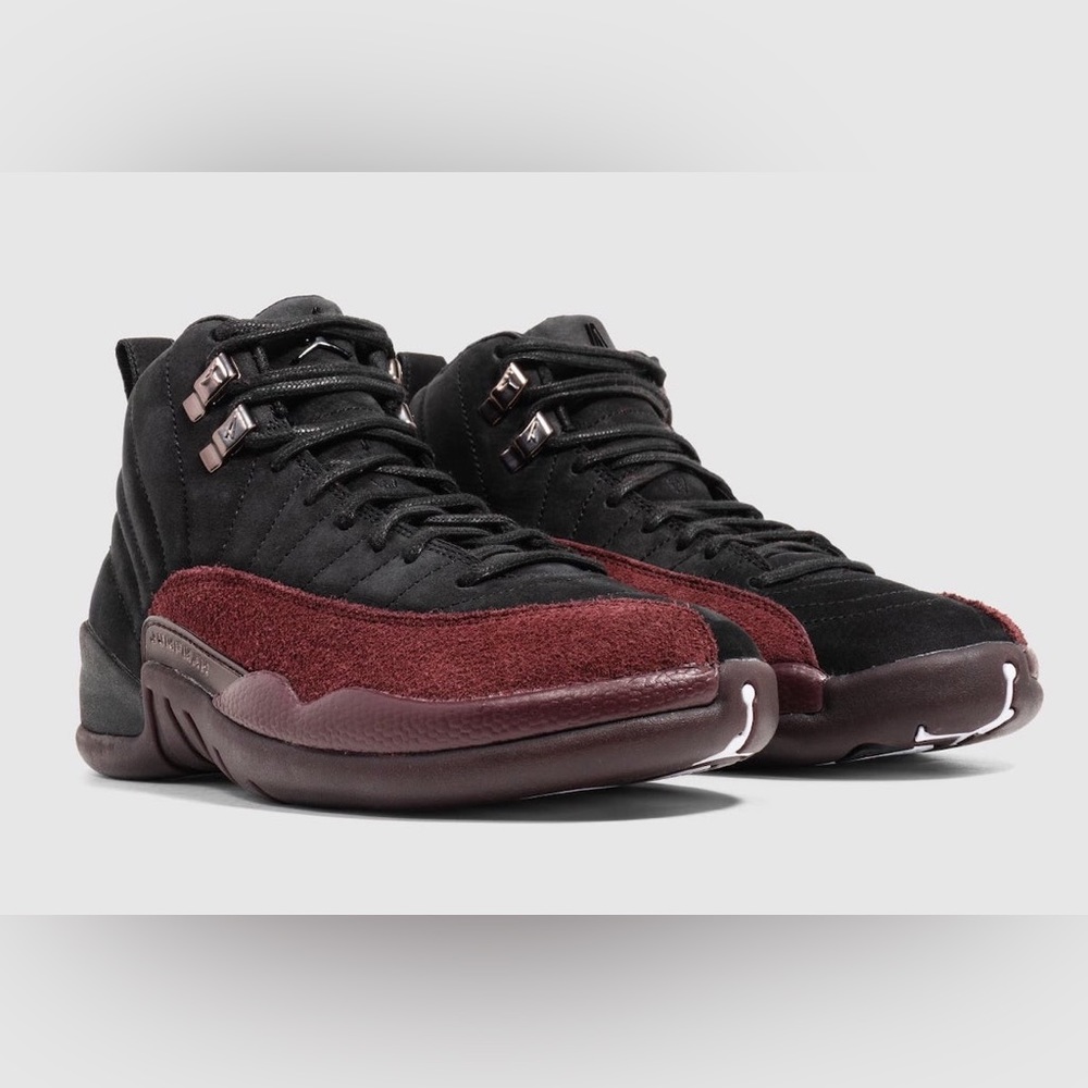 Size 13W/11.5M Jordan 12 Retro SP A Ma Maniére Black (Women's) DV6989-001 (2023)